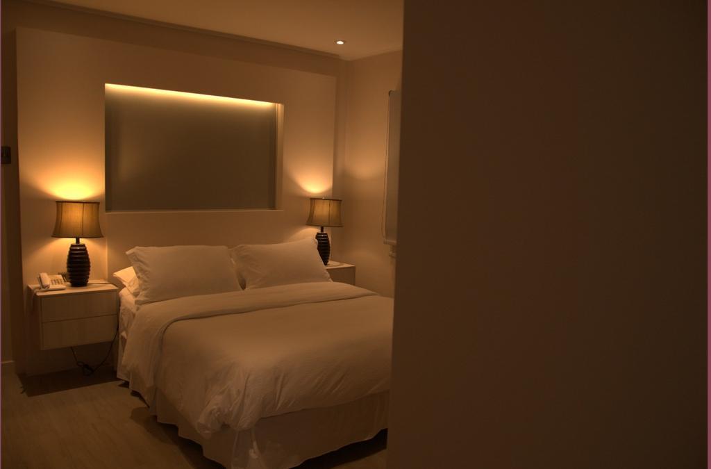 Hotel Puerto De Vega فالينار المظهر الخارجي الصورة