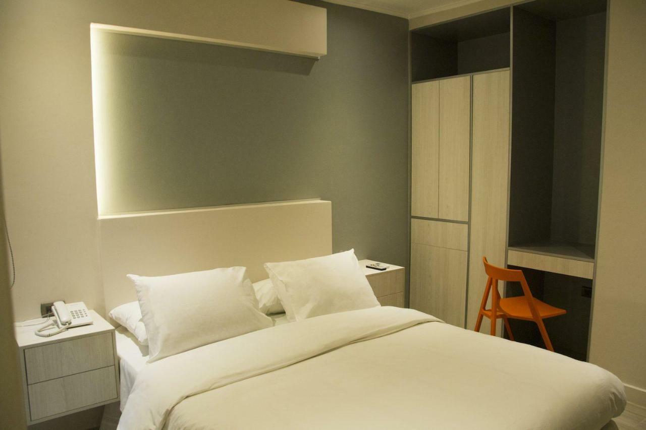 Hotel Puerto De Vega فالينار المظهر الخارجي الصورة